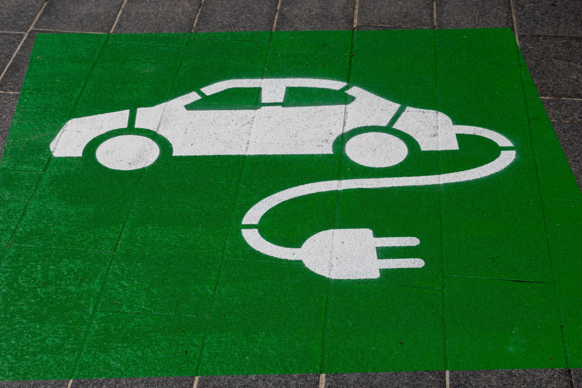 E-Mobility Market in Kenya: Opportunities & Challenges From The Headwinds